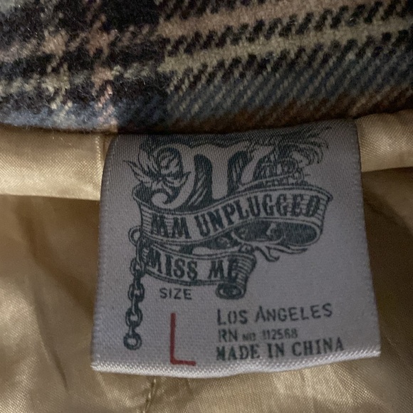 Coat - Picture 2 of 2